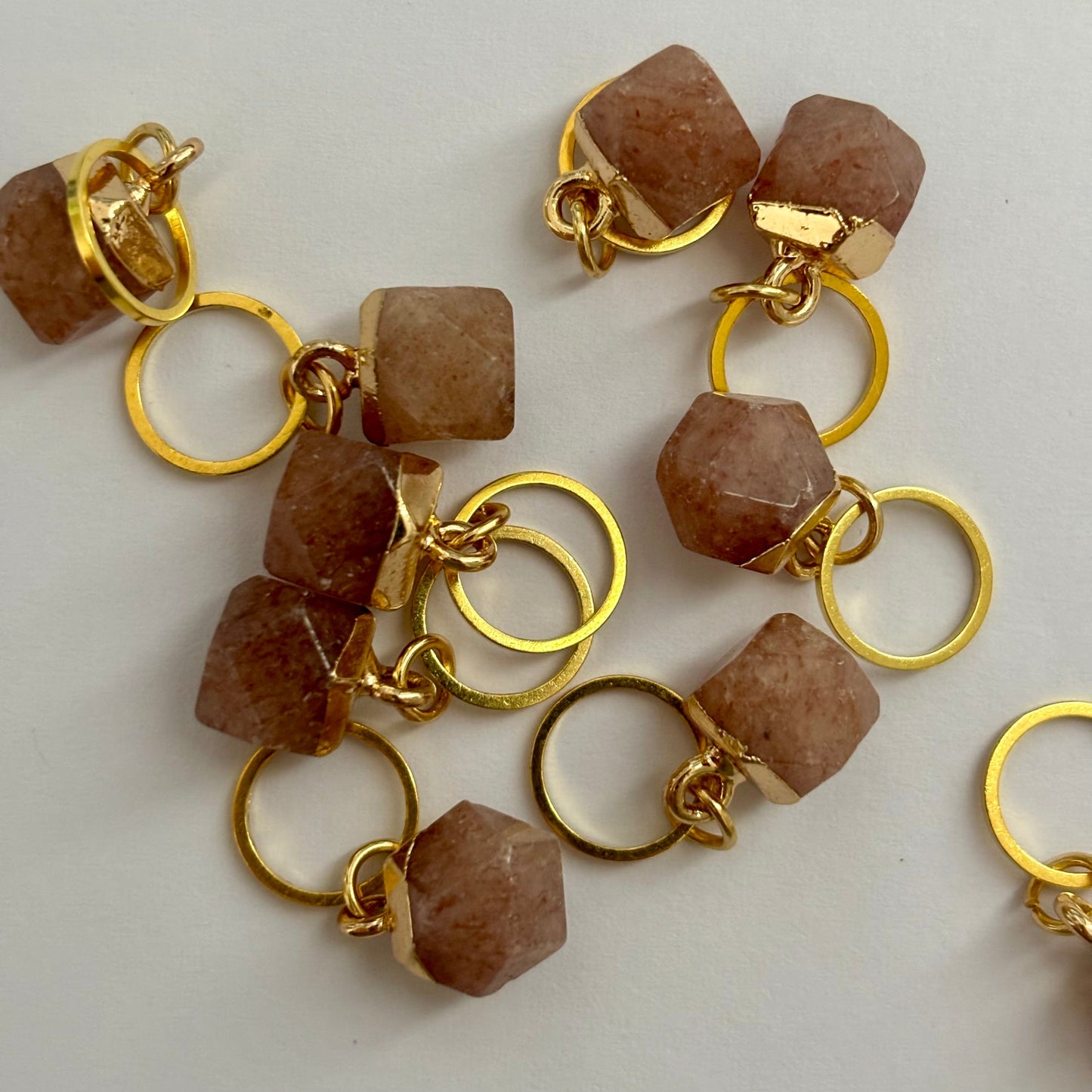 Natural Gemstone Stitch Marker - Strawberry Quartz
