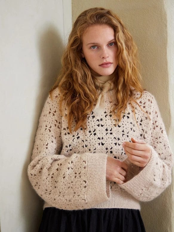 2403 - 6 Fleur Sweater - Pattern by Sandnes Garn