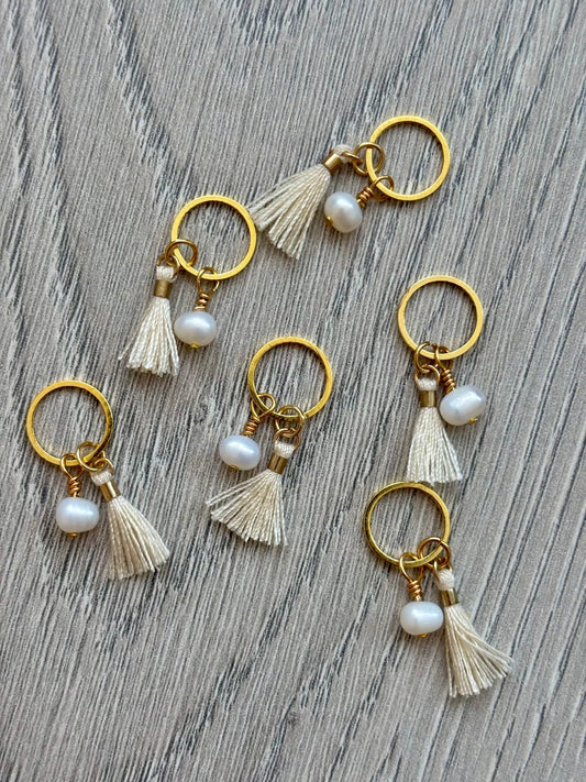 Pearl and Tassel Stitch Marker