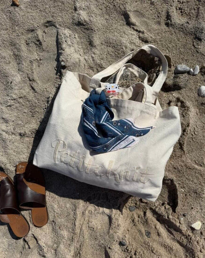 Signature Shopper by PetiteKnit